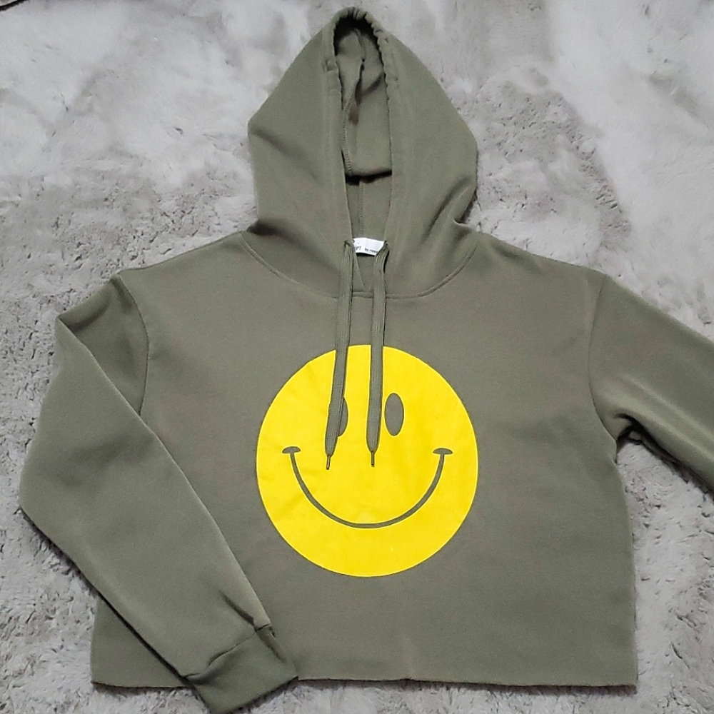 Olive Green cropped boxy yellow smiley face hoodie sweatshirt jacket size L
